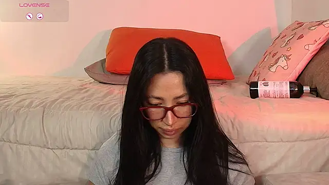 lilyy_evanss 即時 XXX 聊天