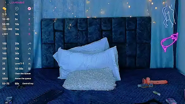 Pertunjukan Kamera Web NicolasTorrez