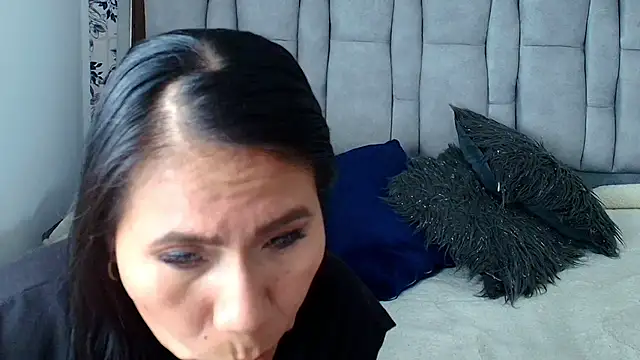 Keyla_Brunette_ live XXX chat