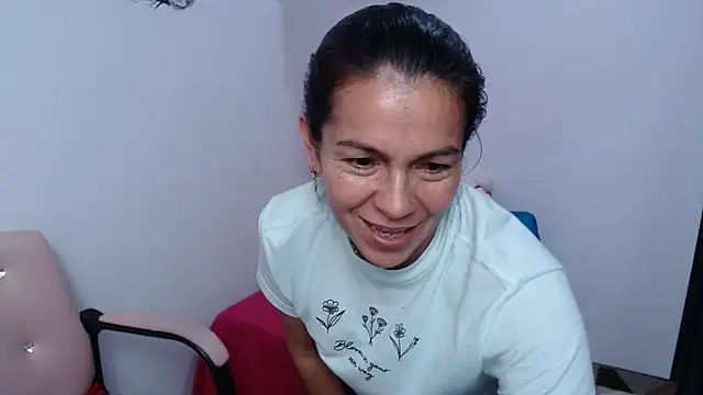 camilavargas_ – Naživo XXX chat