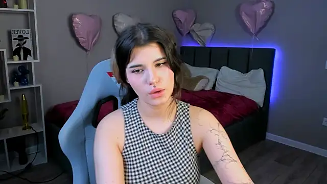 AnoraDark's Live XXX Chat