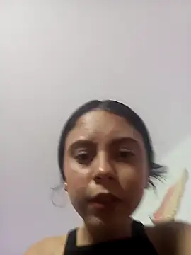 Natalye_23 webkamerás műsora