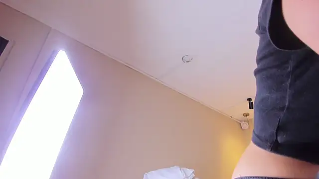 NahimiThompson Chat XXX live