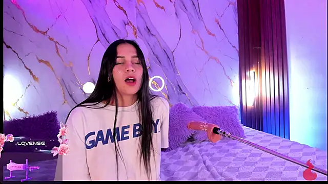 Emmiicute Live XXX-Chat