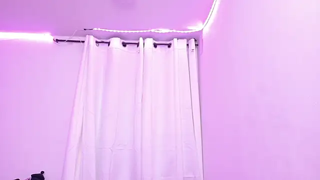 Sachi_Meow's Live XXX Chat