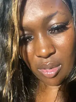 Czat XXX na żywo – Cardiebae89