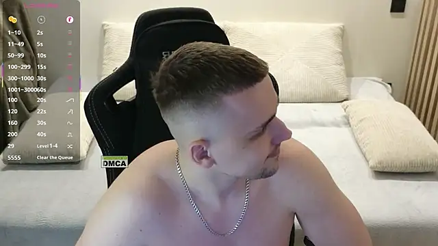 Larstar01n Live XXX chat