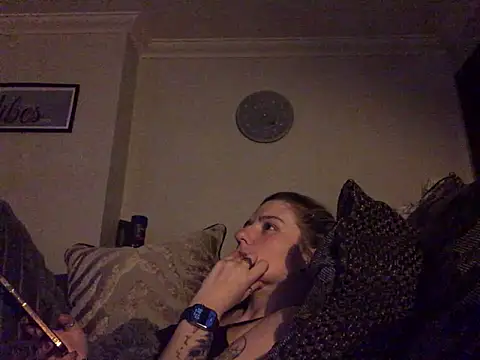 Chat +18 de xxamyleighxx ao vivo