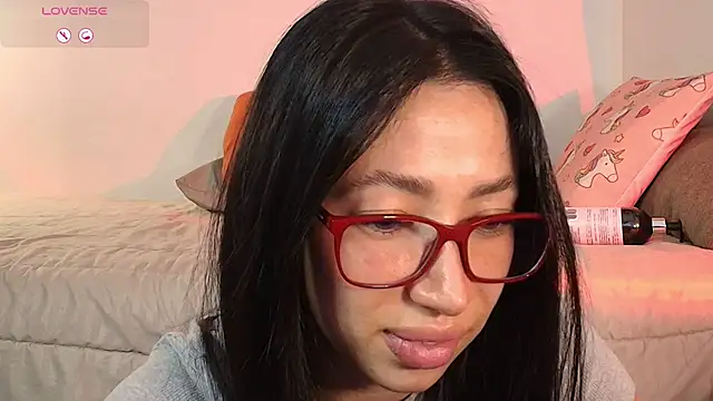 Czat XXX na żywo – lilyy_evanss