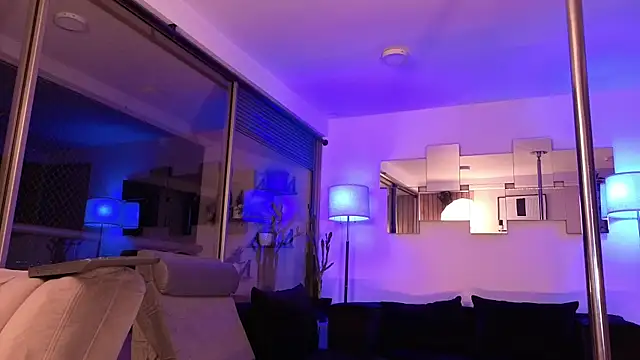 Živý XXX chat mandi4pole_