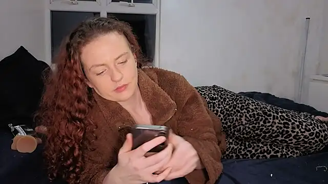 ENGLISHEMILY_69 Live XXX-chat