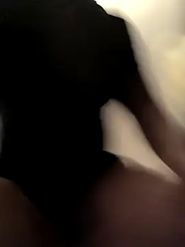 Francesca_ferrari live XXX chat