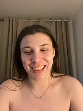 XXX chat uživo modela NatashaXVibe