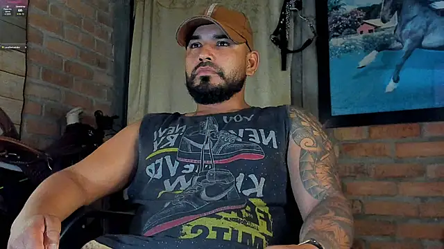 dominic_jonson Adlı Modelin Canlı XXX Sohbeti