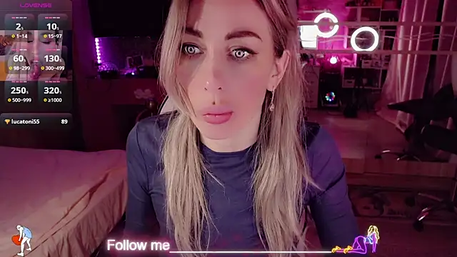 AnnieGOld_'s Live XXX Chat