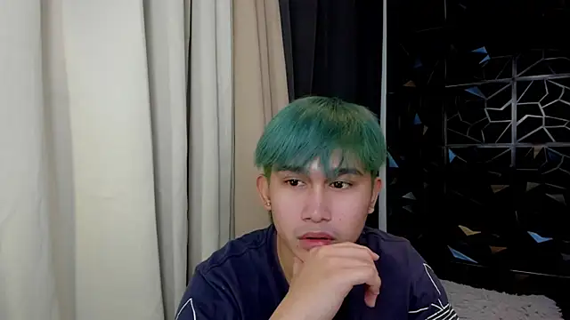 davincihugecock élő XXX-chatje