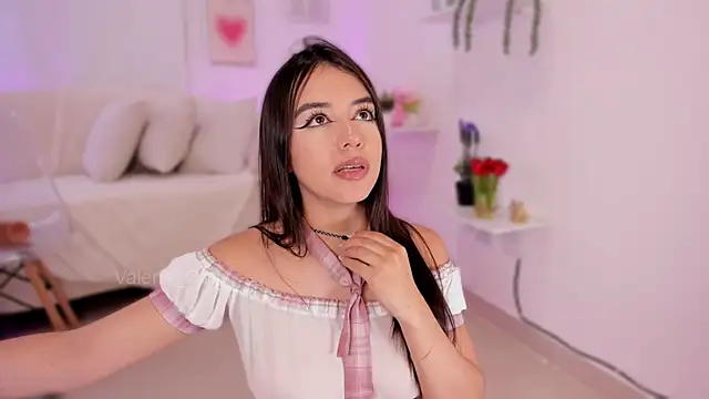 ValeriaGoss' Live XXX Chat