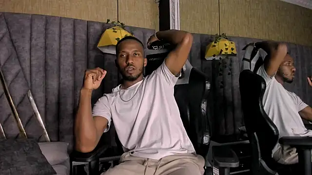 JamesParck: απευθείας συνομιλία ΧΧΧ