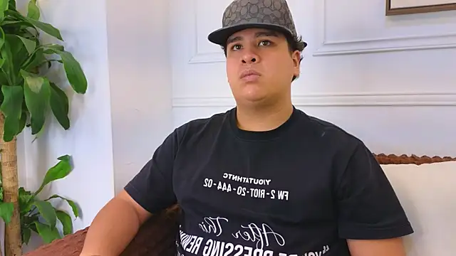 Naim_Bennetsex: απευθείας συνομιλία ΧΧΧ