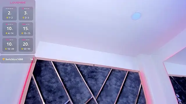 SusanaHenao Chat XXX in diretta