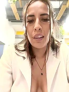 Chat +18 de Lena-32 ao vivo