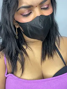 Онлайн чат XXX __Tamil_Hot_Chellakutty__