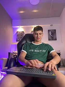 AdrianRinaldi Webcam-Show