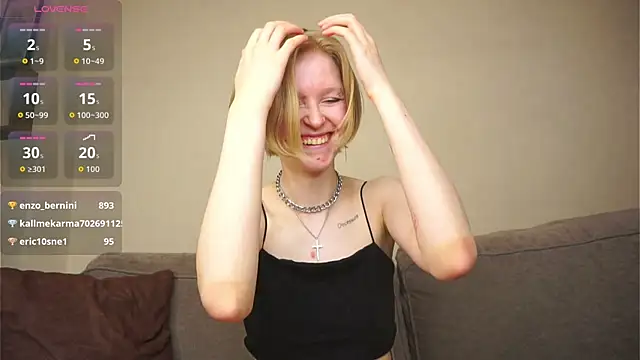 ToyaPletz: онлайн-секс-чат