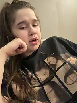 HornyGirlHのウェブカメラショー