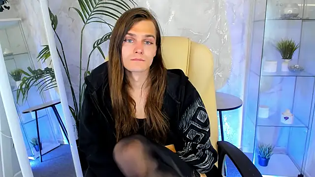 WillFobos: διαδικτυακό σόου στην κάμερα