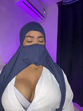 thaira_aly Chat XXX live