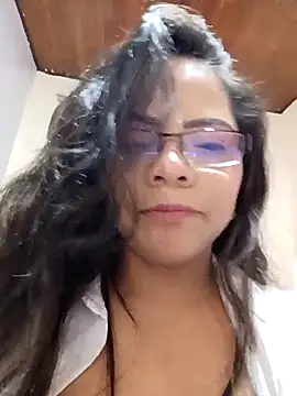 Chat XXX ao vivo de ROUSSE_SINCLAIR