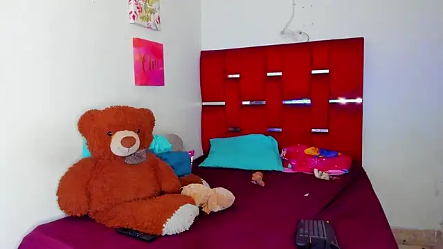 Camila_hot_ts Adlı Modelin Web Kamerası Şovu