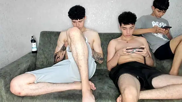 persy_sexxx18 Show Webcam