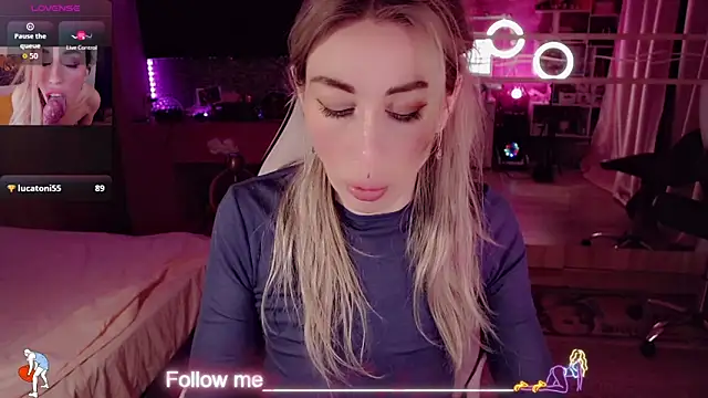 AnnieGOld_ live XXX chat