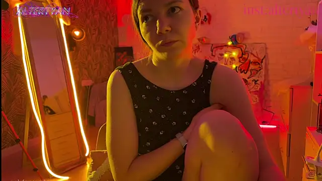 XXX chat uživo modela altertyan