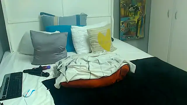 Brunettedevon33 webcam show