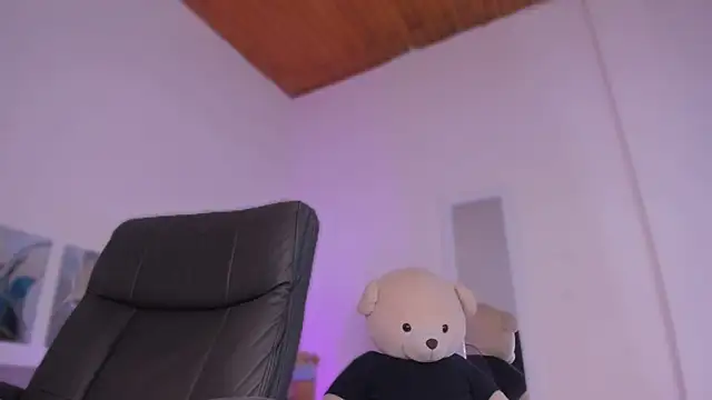 Ayha_khalaf Adlı Modelin Canlı XXX Sohbeti