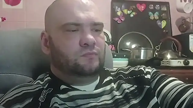 Show modela scuban87 na web-kameri