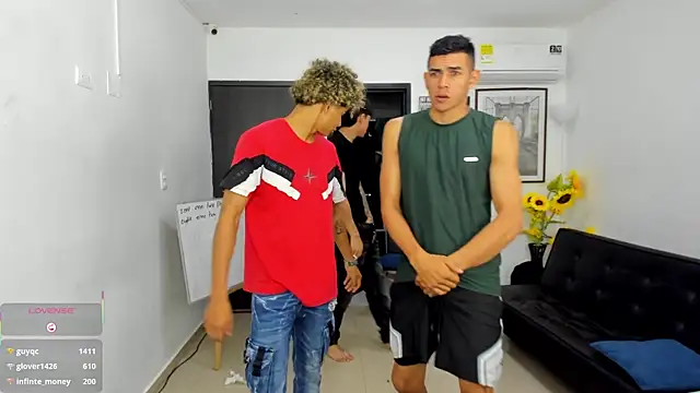 Voyeurism_guyss 라이브 XXX 채팅