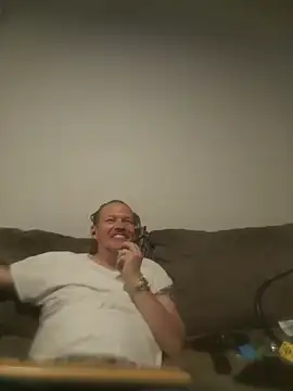 Show modela yourMasterisBored na web-kameri