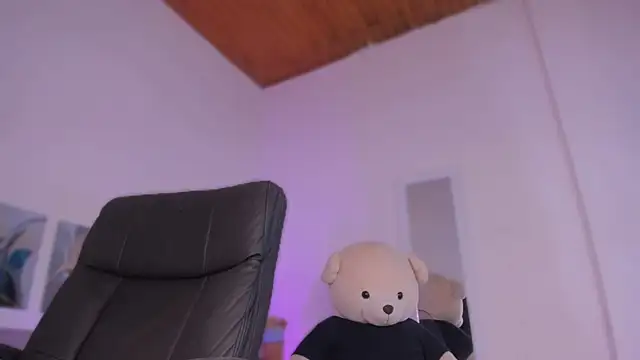 Ayha_khalaf's Live XXX Chat