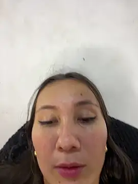 Abby_Colyns23: онлайн-секс-чат