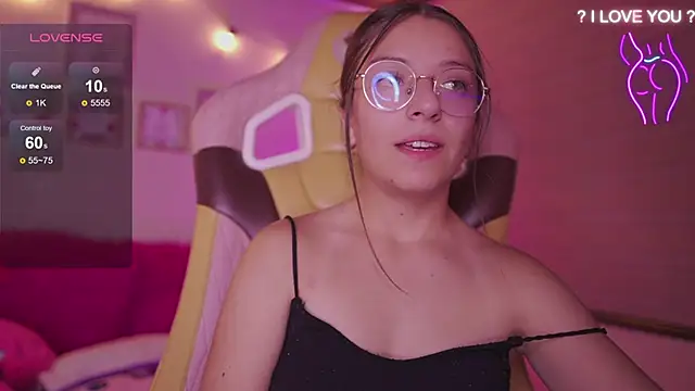 milly_kenner Live XXX-chat