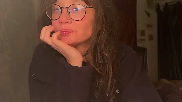 Chat +18 de nyxo_ ao vivo