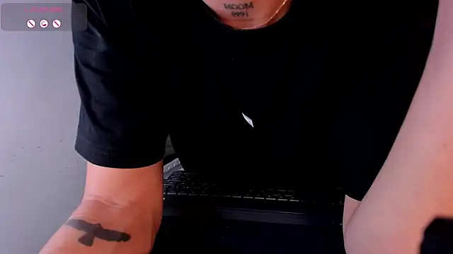 LiamDeep Chat XXX live