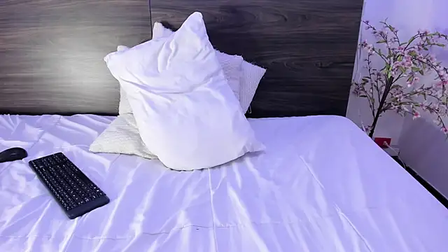 دردشة Brianna_Maya الجنسية المباشرة