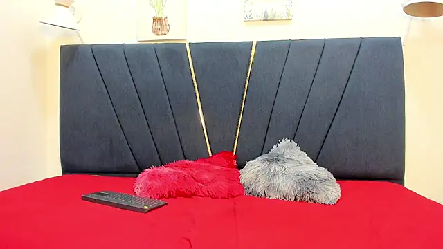 Show de esteban_cum18 na webcam