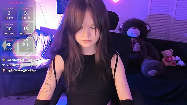 Elainebeness Chat XXX live