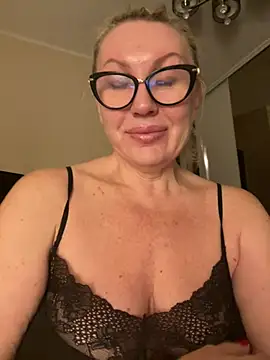 Chat +18 de OliviaDancequeen ao vivo